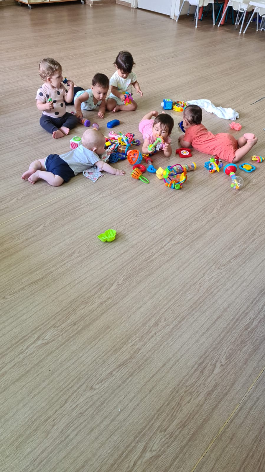 אלבום התמונות של שיר by sharon - Ourboox.com