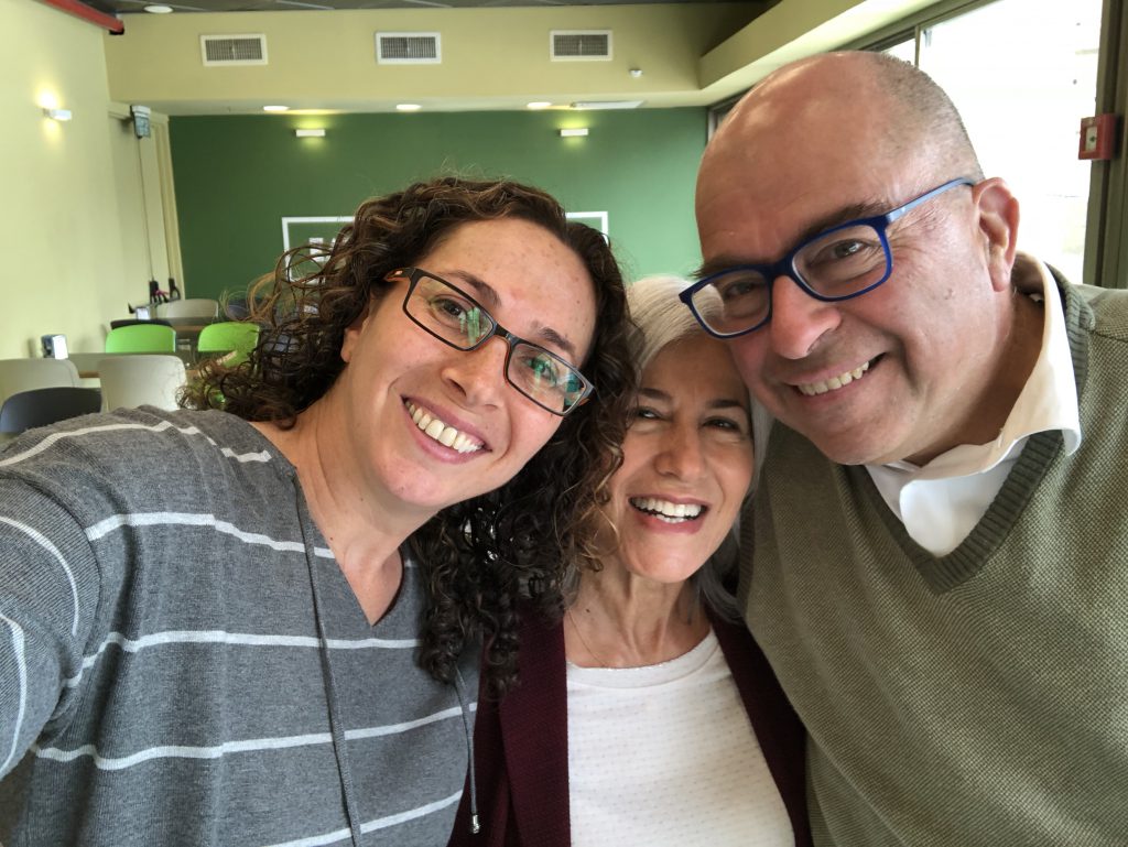 Sixty Minutes, Seventy Years – PIctures from my life by Mel Rosenberg - מל רוזנברג - Ourboox.com