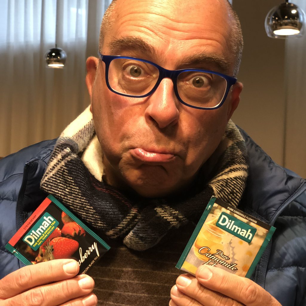 Sixty Minutes, Seventy Years – PIctures from my life by Mel Rosenberg - מל רוזנברג - Ourboox.com