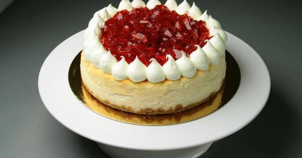 Rodjendanske torte Birthday cakes Geburtstagstorten by Irena Miljković - Ourboox.com