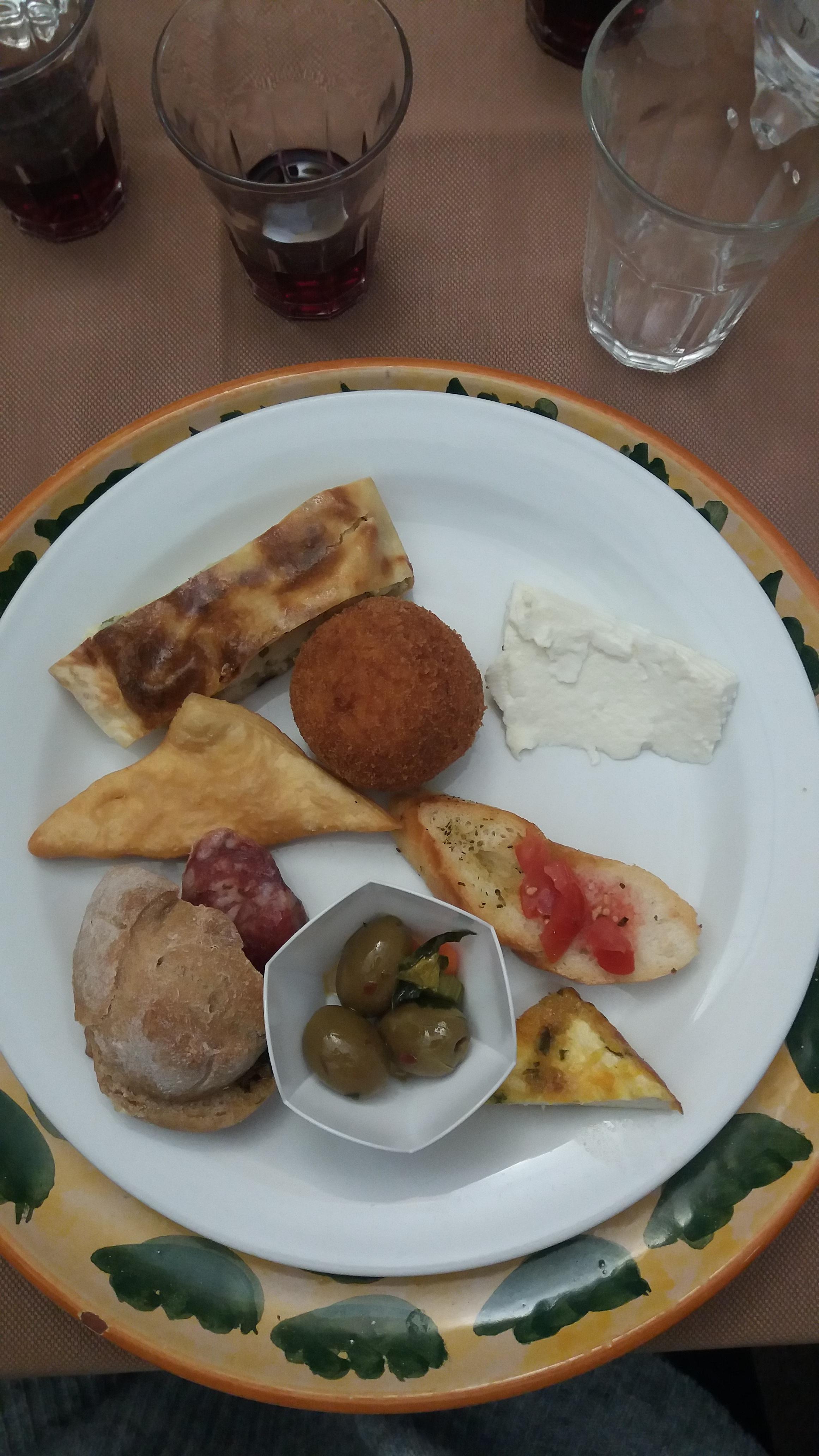 Unesco Untold Experiences and Stories of a Country… by Ana Cristina Martins - Illustrated by ERASMUS+ TEAM - Ourboox.com