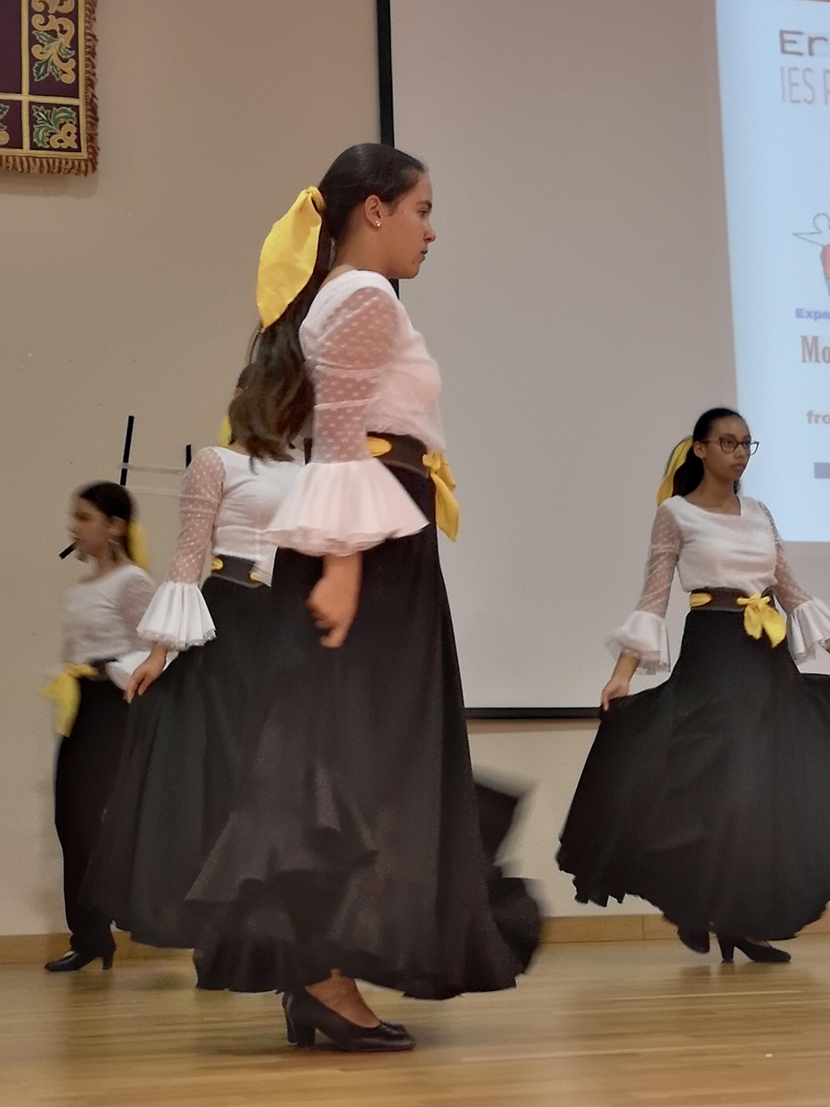 Unesco Untold Experiences and Stories of a Country… by Ana Cristina Martins - Illustrated by ERASMUS+ TEAM - Ourboox.com