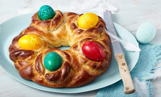 Великден by Daniela Mincheva - Ourboox.com