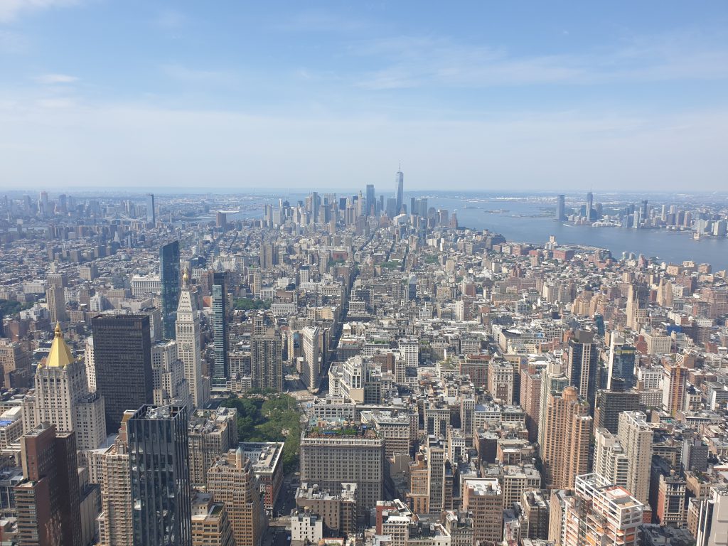 ירח דבש by Agam Ohana - Ourboox.com