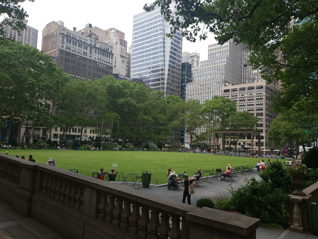 ירח דבש by Agam Ohana - Ourboox.com