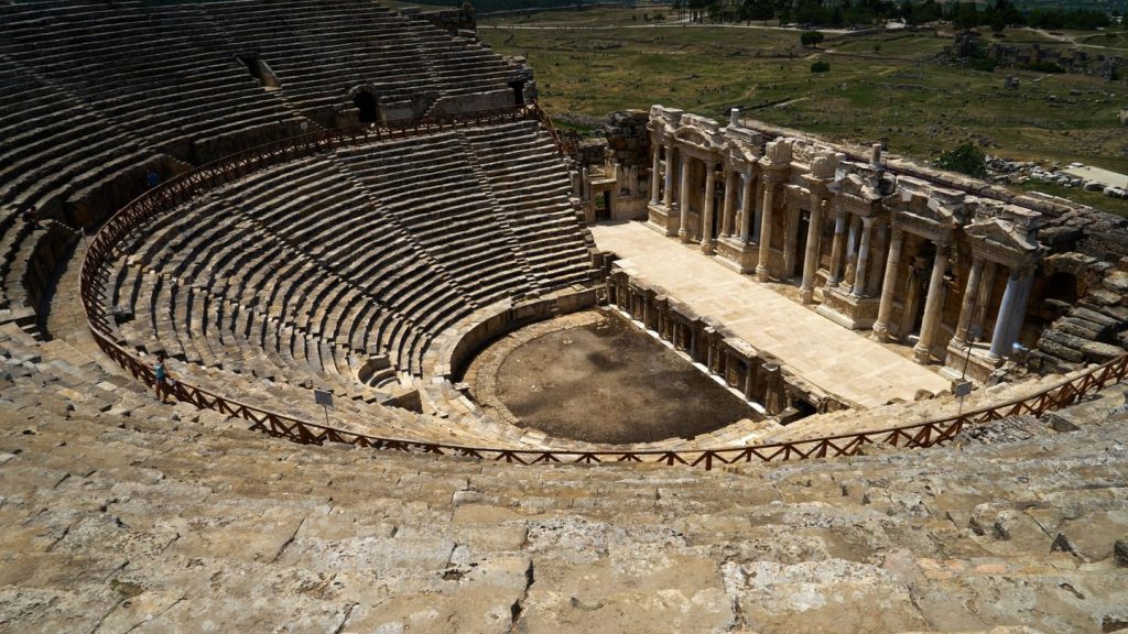 Давньогрецький театр. Есхіл – батько трагедії by Tania - Illustrated by Тетяна Джангобекова - Ourboox.com