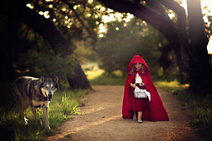 Little Red Ridding Hood by Buse Şekeroğlu - Ourboox.com
