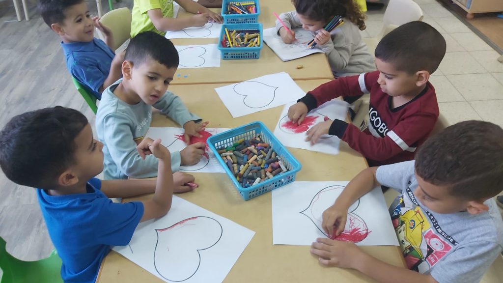 يوم التسامح والمحبة by marah abu shakra - Illustrated by رحيق ابو شقرة - Ourboox.com