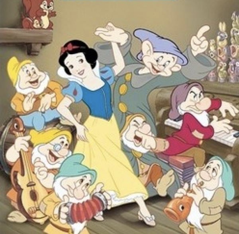 שלגיה ושבעת הגמדים- עדי איצקוביץ by Adi Izkovich - Illustrated by Adi Izkovich - Ourboox.com