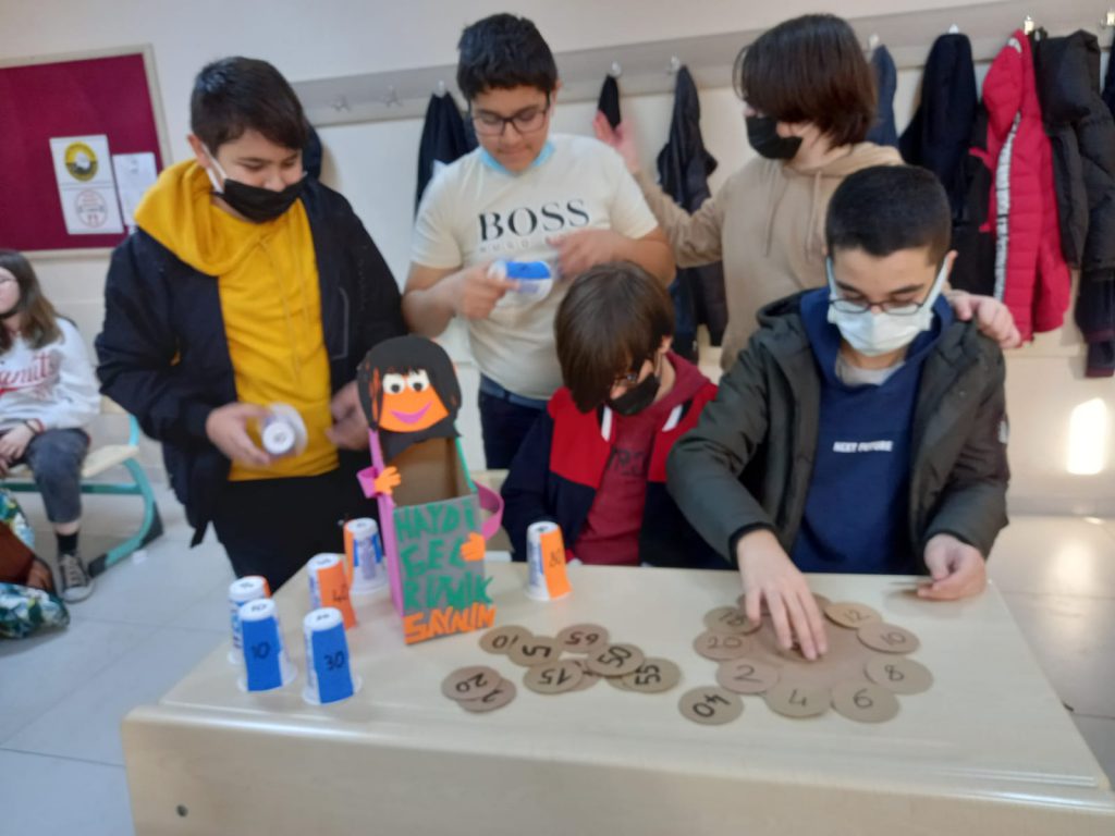 AKILLI ÜRÜNLER by proje ekibi - Ourboox.com