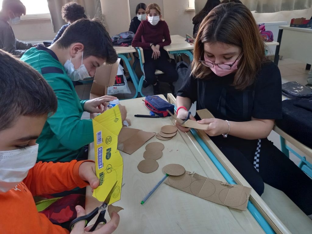 AKILLI ÜRÜNLER by proje ekibi - Ourboox.com