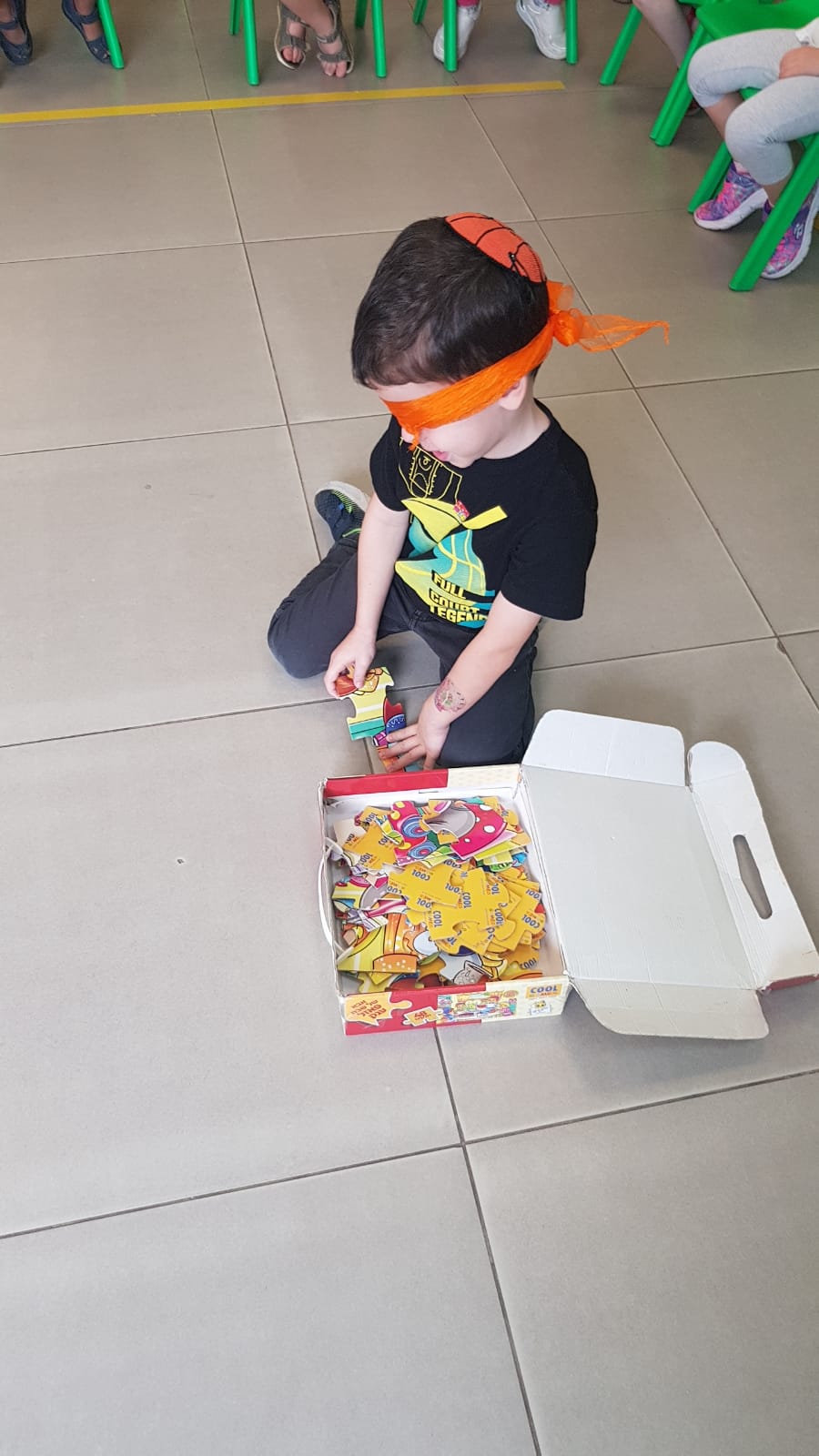 אני וגופי by miriam tenenboim - Illustrated by ילדי גן אופל - Ourboox.com