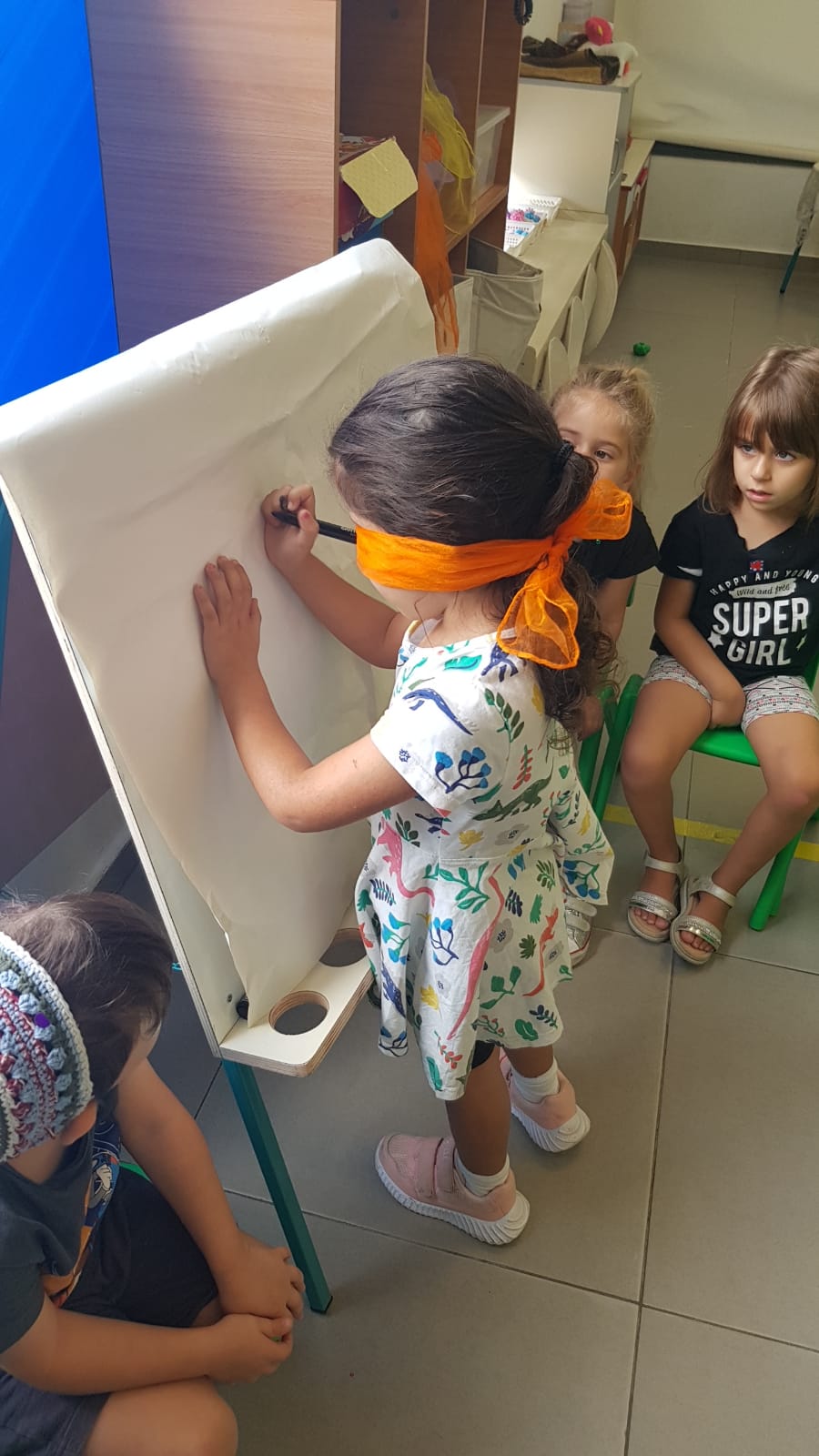 אני וגופי by miriam tenenboim - Illustrated by ילדי גן אופל - Ourboox.com