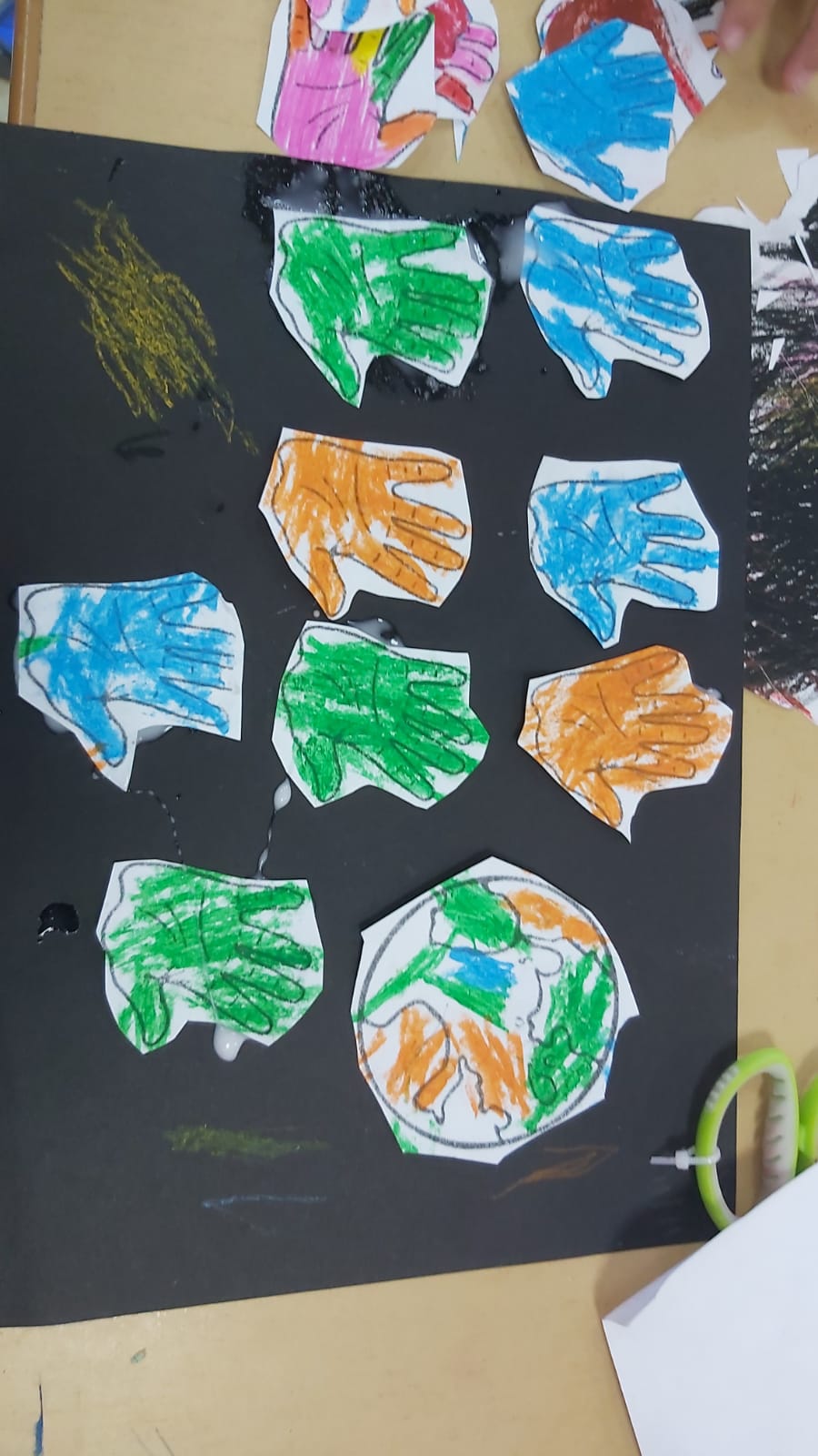 يوم التسامح والمحبة by marah abu shakra - Illustrated by رحيق ابو شقرة - Ourboox.com