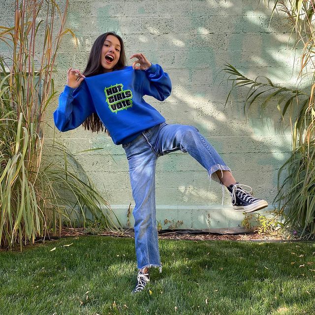 Оливия Родриго – концерт by Emi - Ourboox.com