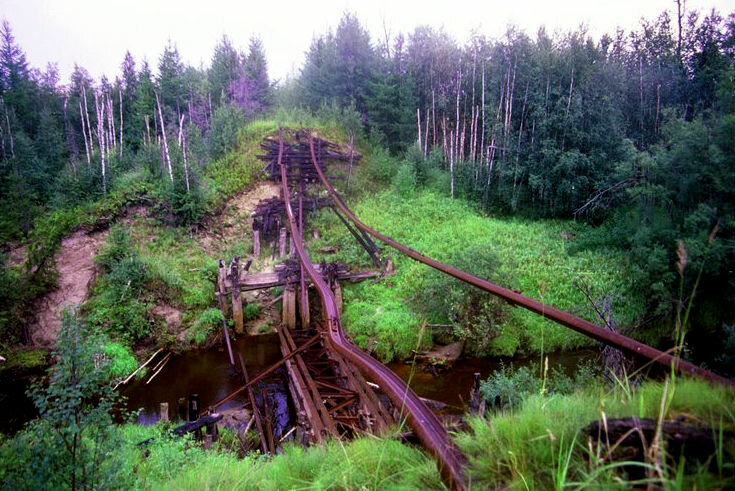 Достопримечательности Урала как результат жизнедеятельности людей by Aleksandra - Ourboox.com