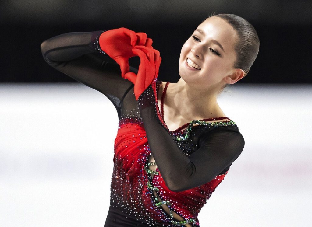 Введение в фигурное катания by Tatiana - Illustrated by Татьяна Варлмова - Ourboox.com