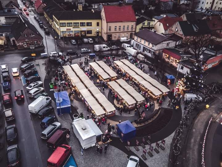 Christmas in Poland by Magdalena Piekarska - Ourboox.com