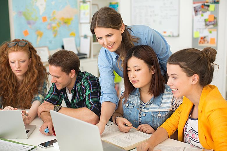 הספר הדיגיטלי הראשון שלי- תקשוב וחדשנות בלמידה by lilach - Illustrated by לילך סלע - Ourboox.com