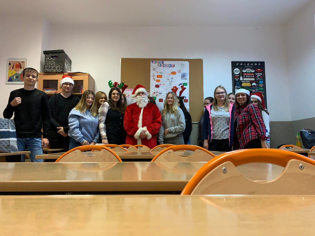 Christmas in Poland by Magdalena Piekarska - Ourboox.com