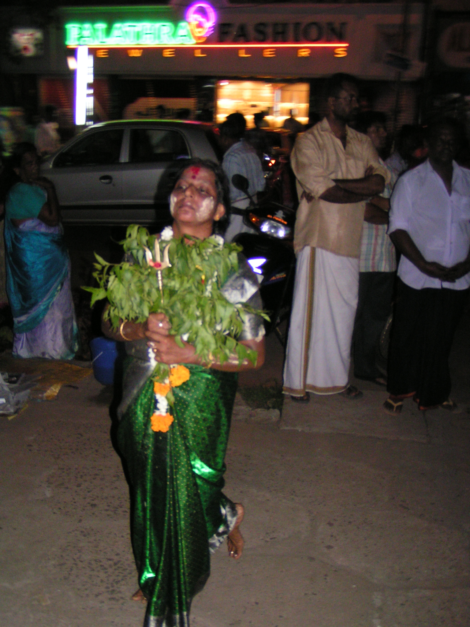 טיול שורשים להודו – חלק שני דרום הודו by מיכל בן הגיא - Illustrated by אבנר אייזיק - Ourboox.com