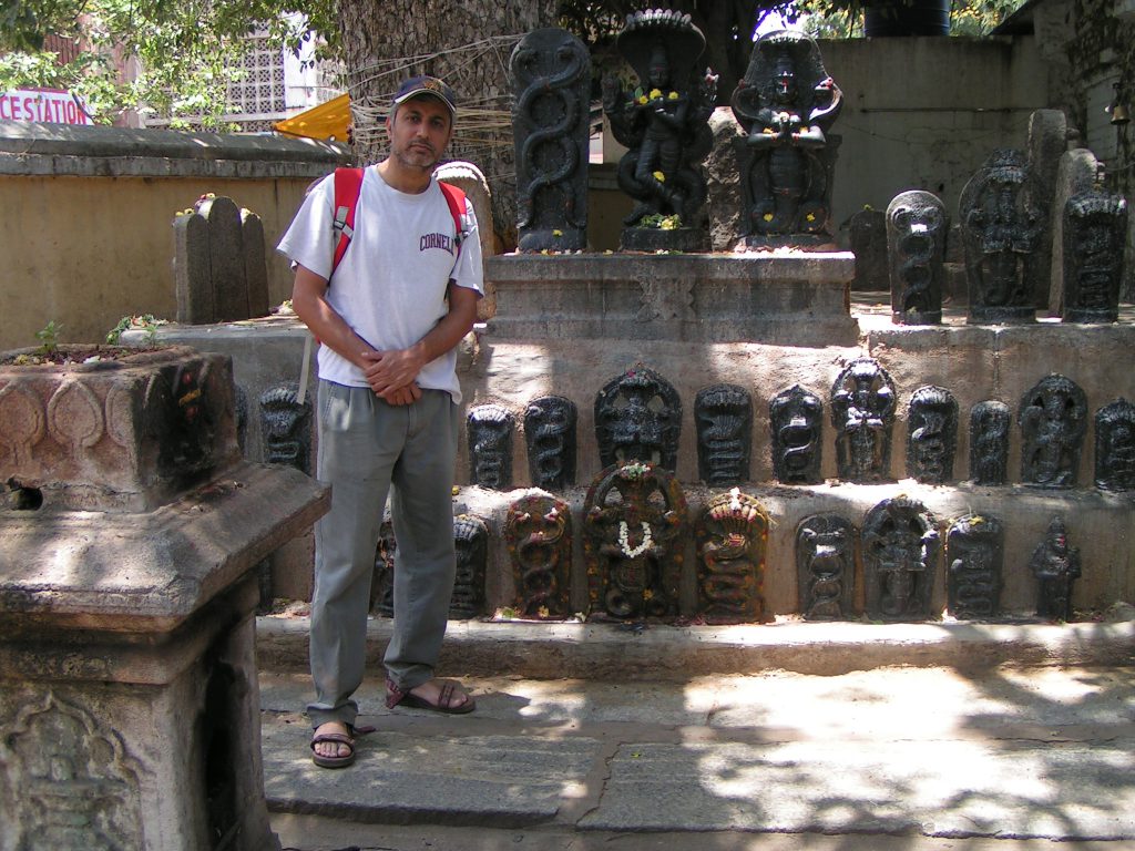 טיול שורשים להודו – חלק ראשון מומביי עד מייסור by מיכל בן הגיא - Illustrated by אבנר אייזיק - Ourboox.com