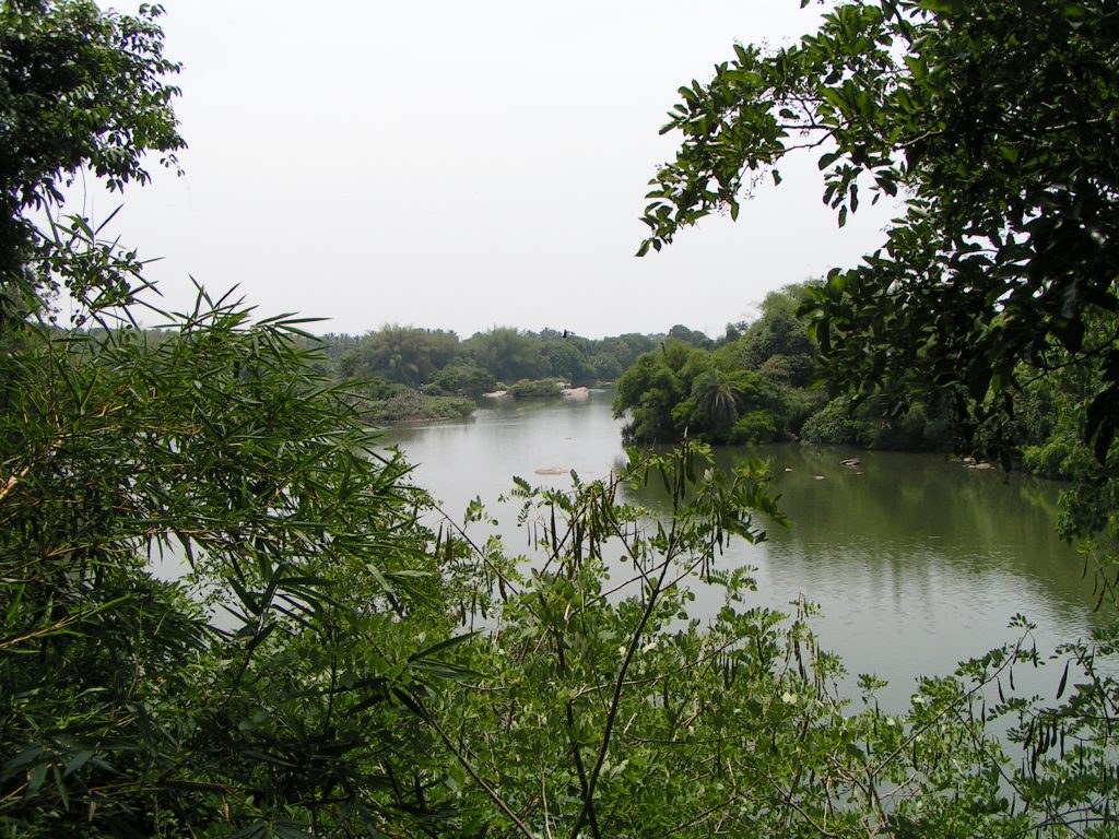 טיול שורשים להודו – חלק ראשון מומביי עד מייסור by מיכל בן הגיא - Illustrated by אבנר אייזיק - Ourboox.com