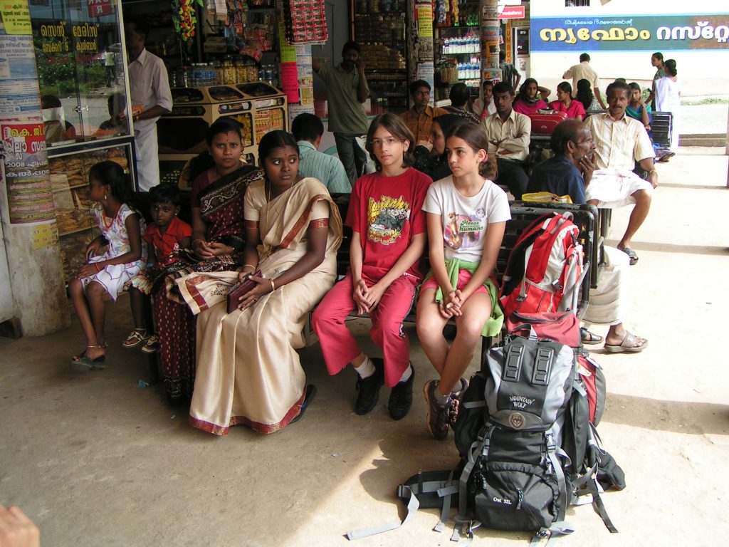 טיול שורשים להודו – חלק שני דרום הודו by מיכל בן הגיא - Illustrated by אבנר אייזיק - Ourboox.com