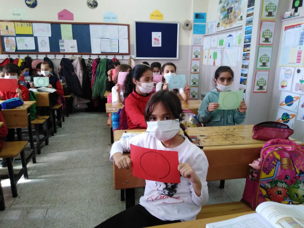 I’m learning, I’m sharing, I’m happy student posters by ANONİM  - Illustrated by  student posters - Ourboox.com