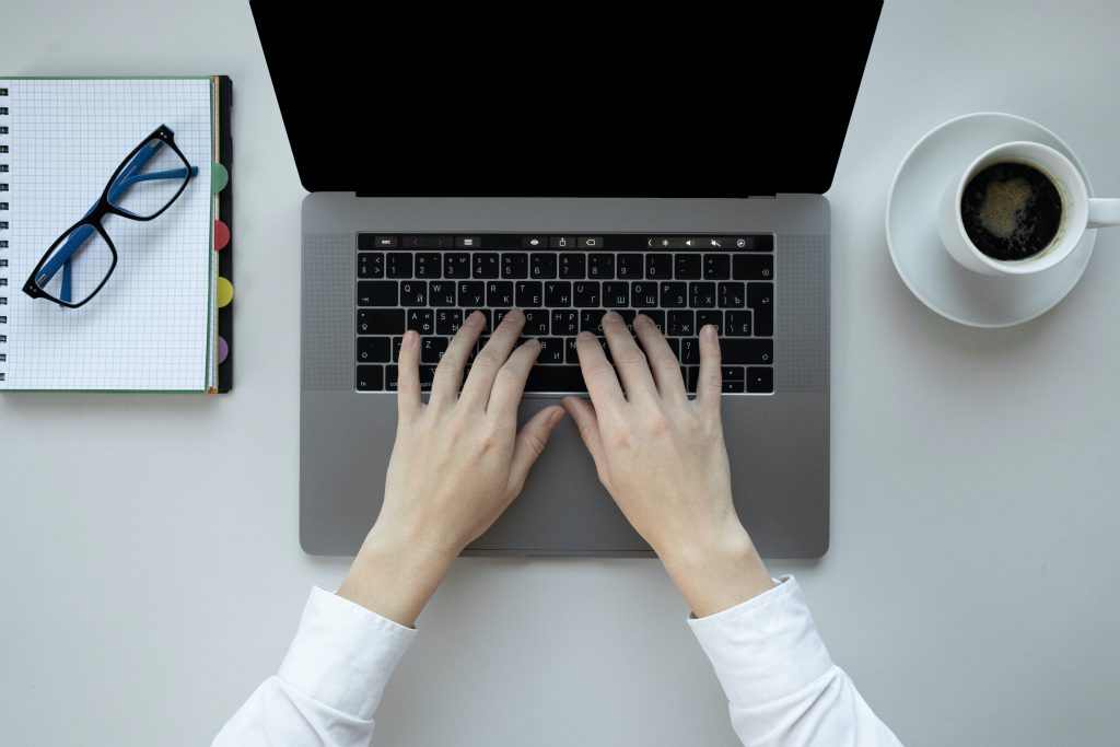 Dissertation Writing. 5 Tricks & Tips by Vendy Vong - Ourboox.com