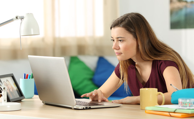 למידה אפקטיבית מרחוק בתקופת הקרונה by salma - Illustrated by SALMA - Ourboox.com