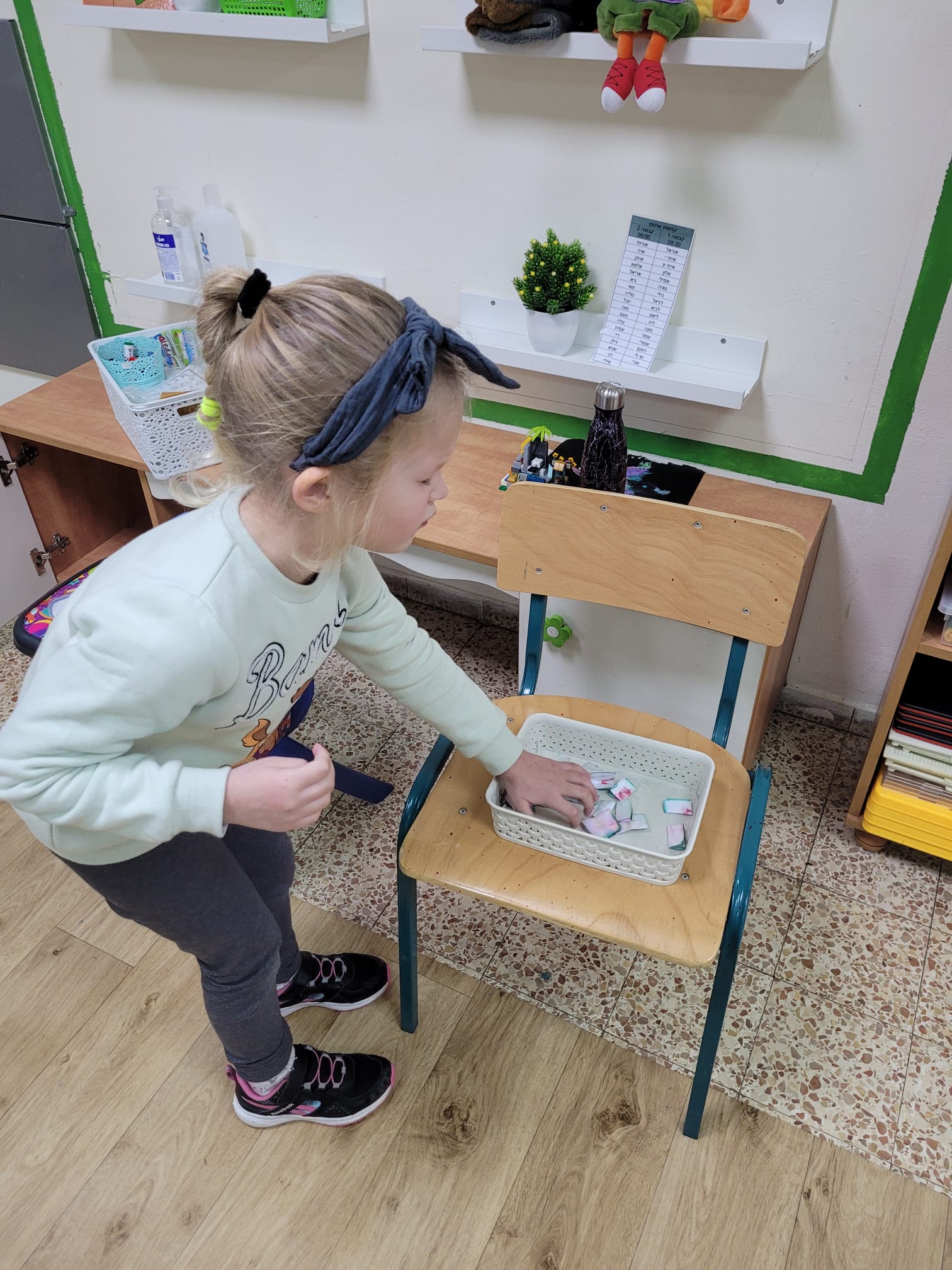 קופסת האותיות של גן חיננית by lian reges - Illustrated by ילדי גן חיננית - Ourboox.com