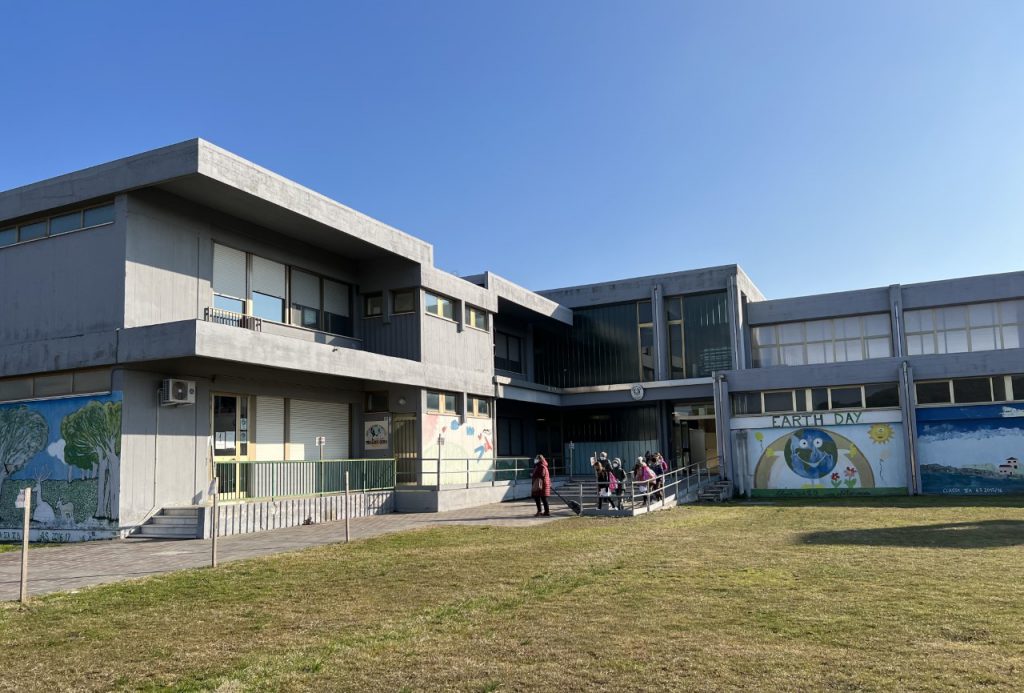 SCUOLA PRIMARIA DI GORO by Eleonora - Illustrated by LE DOCENTI E I DOCENTI DELLA SCUOLA PRIMARIA DI GORO PRESENTANO... - Ourboox.com