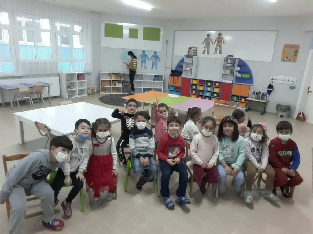 UÇURTMAM NEREDE? by esra cerit - Ourboox.com