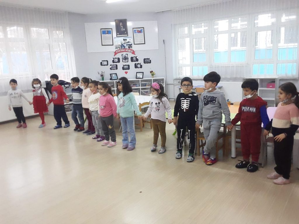 UÇURTMAM NEREDE? by esra cerit - Ourboox.com