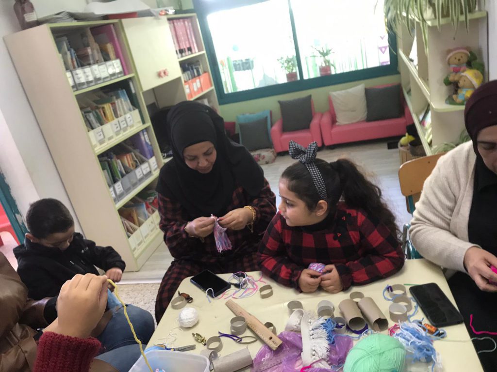 ورشة امهات أعمال فنية من الصوف by faida mahajna - Ourboox.com