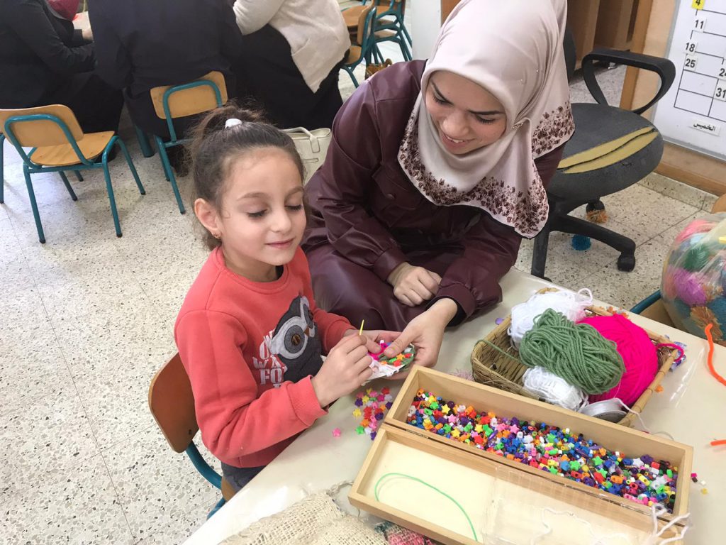 ورشة امهات أعمال فنية من الصوف by faida mahajna - Ourboox.com