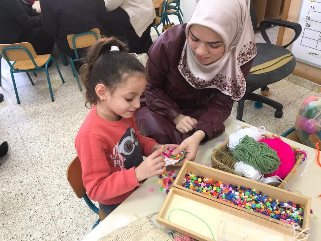 ورشة امهات أعمال فنية من الصوف by faida mahajna - Ourboox.com