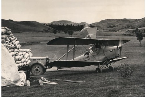 Timeline by Maryam Hassan - Illustrated by Maryam Hassan - Ourboox.com