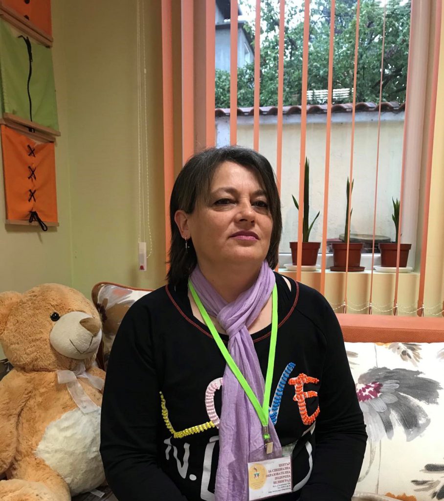 VI – XIа клас с ръководител Величка Вучкова by Velichka Vuchkova - Ourboox.com