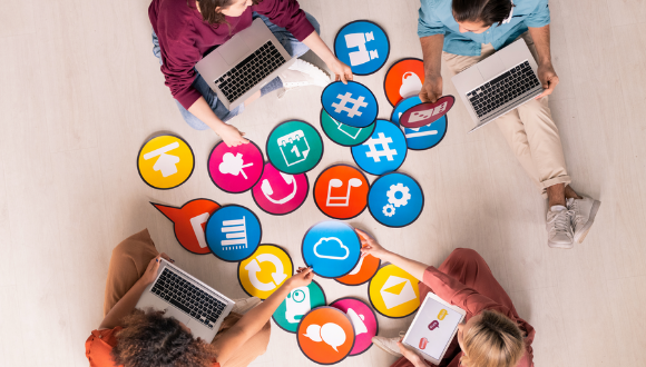 תקשוב וחדשנות בלמידה by Kahraman Azbarga - Ourboox.com