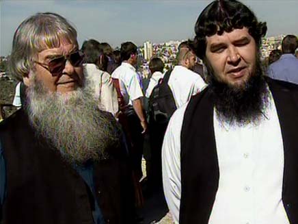 the amish by RONI FRANKEL - Illustrated by roni frankel and talya gadot - Ourboox.com