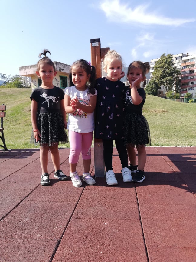 Моменти от ежедневието ни by Група "Детелинка" - Ourboox.com