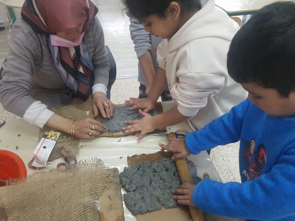 מחזור נייר by faida mahajna - Ourboox.com