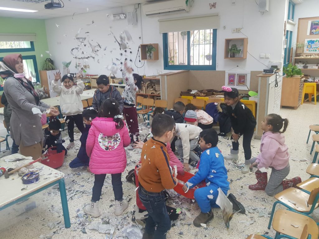 מחזור נייר by faida mahajna - Ourboox.com