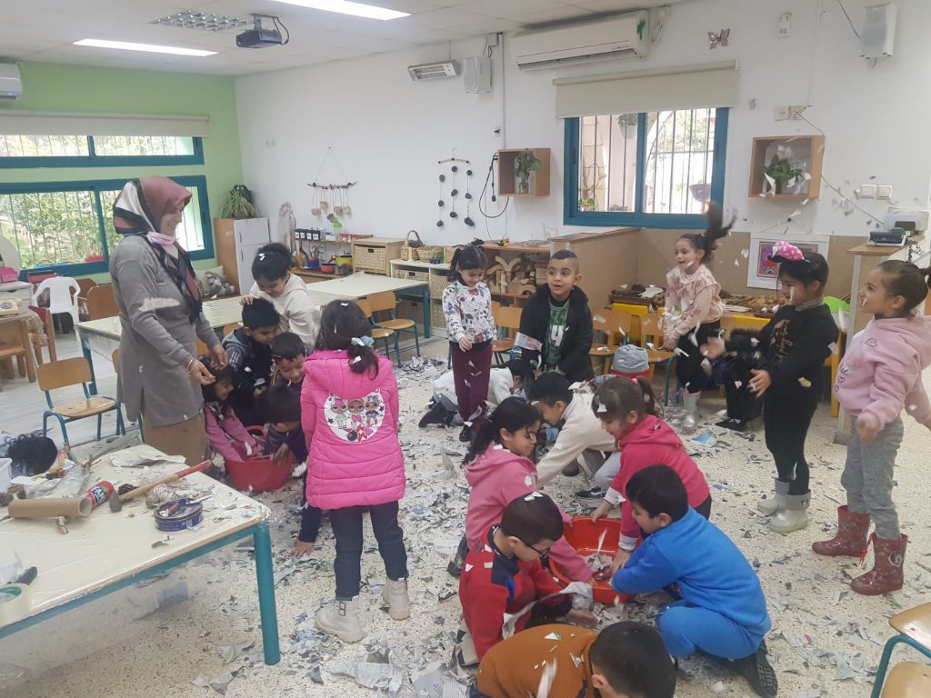 מחזור נייר by faida mahajna - Ourboox.com