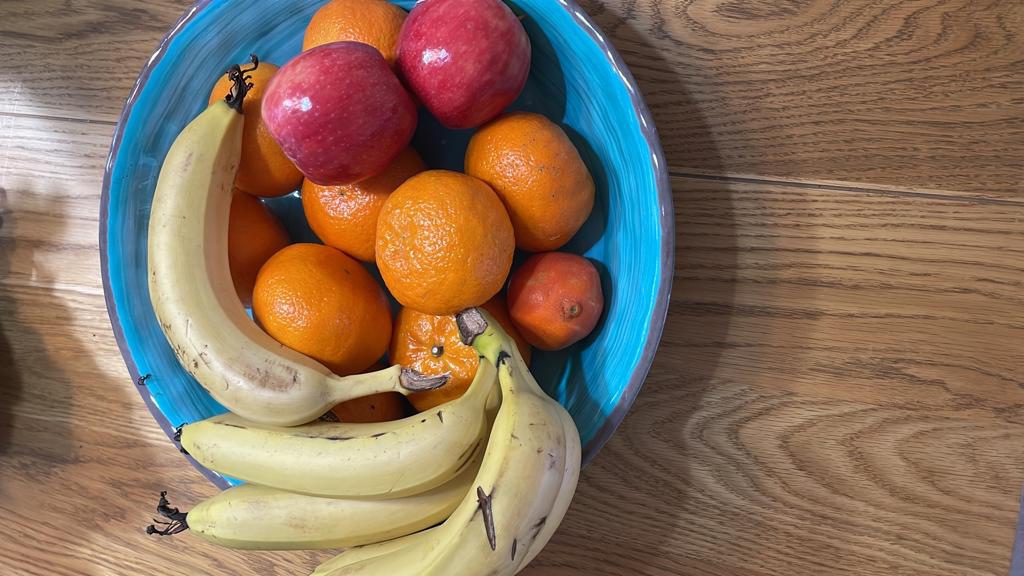 תקשורת by tomer Ezra - Ourboox.com