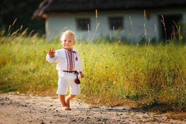 Вишиванка – велич і краса мого народу by tchervonaslobodaschool - Ourboox.com