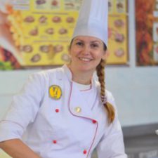 Profile picture of Alina