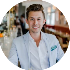 Profile picture of Douglas Simon